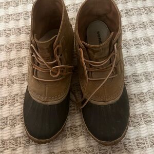 Sorel Out and About Boots